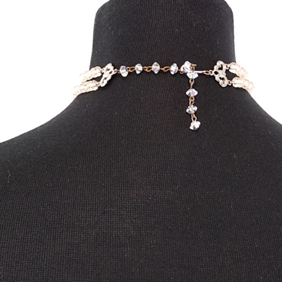 3/$15 Vintage Choker - Picture 2 of 8